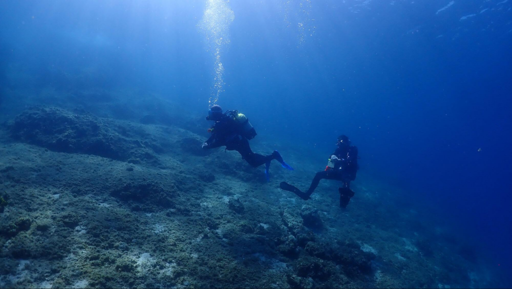 SSI Specialty Courses in Croatia: Certified divers exploring the underwater world during advanced diving with diving RABAC.